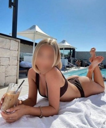 Соблазнительная красавица готова исполнить все твои желания. Не стесняйся, расскажи мне о своих фантазиях, и я сделаю все, чтобы они стали реальностью. Позвони мне, и мы окунемся в мир страсти вдвоем. 4888, 21 год